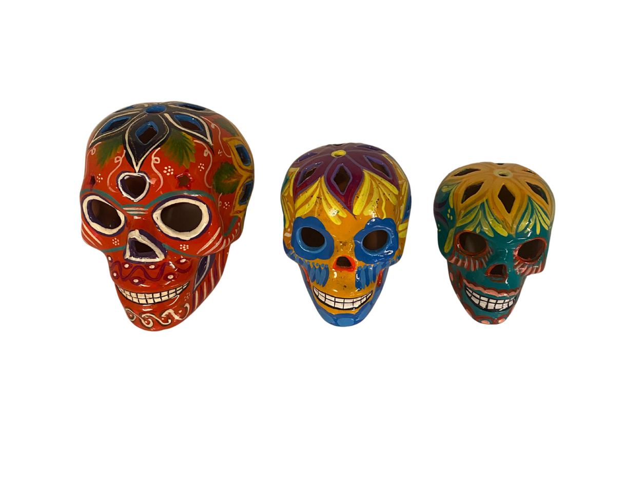 Craneo Flor calado de Barro Mediano 9 x 12.5 cm - CALAVERA DE DIA DE MUERTOS