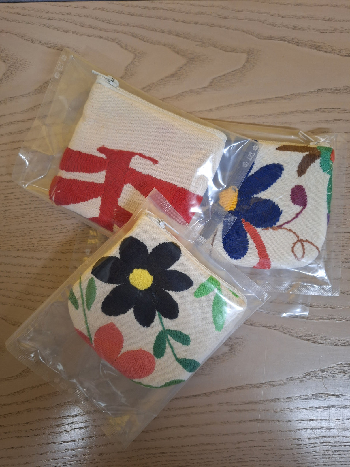 Monedero bordado a mano - Bordados de Tenangos