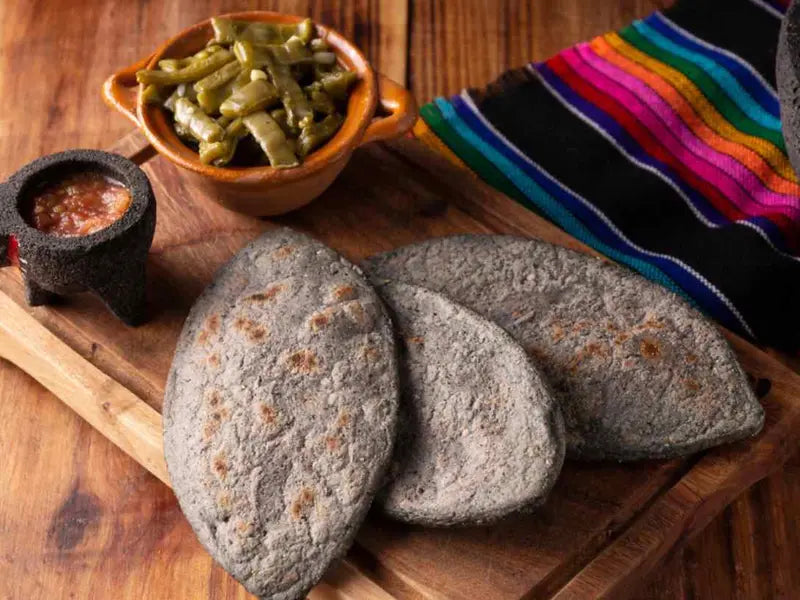 Tlacoyos de Frijol 4 Piezas