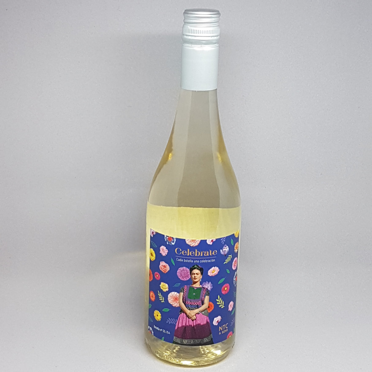 FRIDA CELEBRATE - Bebida Aromatizada a base de vino Variedad Macabeo 750 ml - NTC & SONS