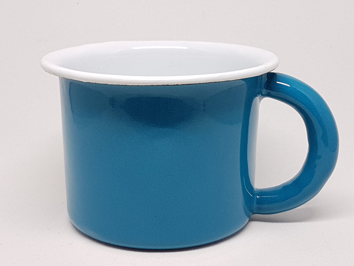 Taza de peltre azul grande