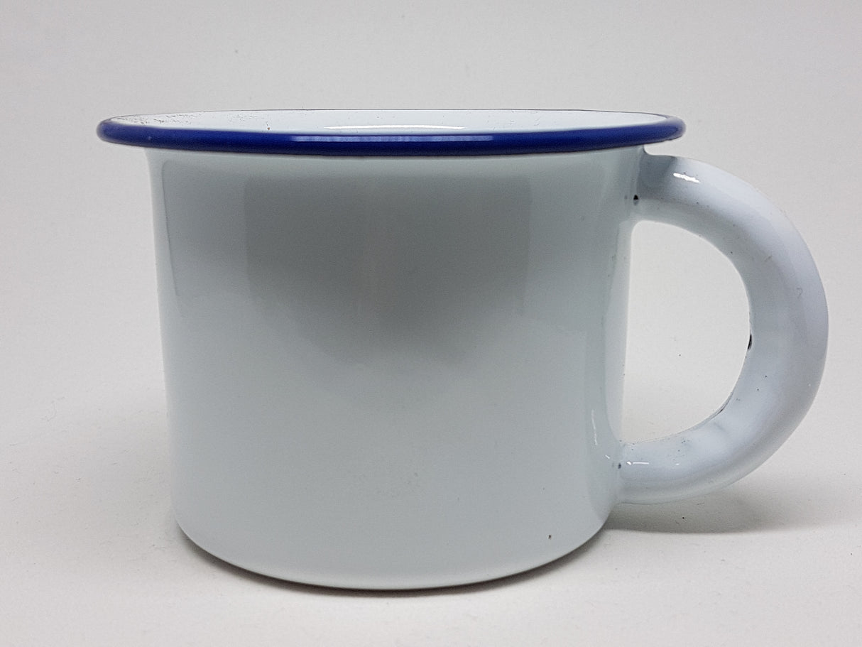 Taza de peltre azul grande / Eimailtasse gross
