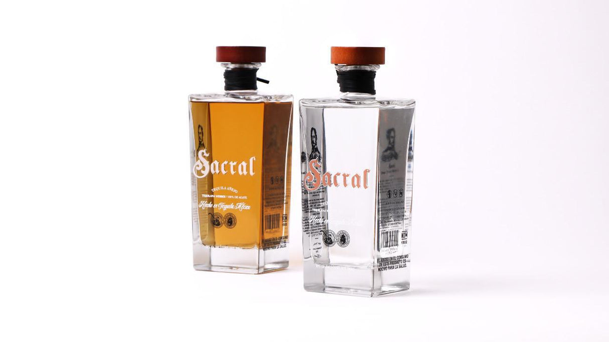 Tequila Añejo 700 ml SACRAL