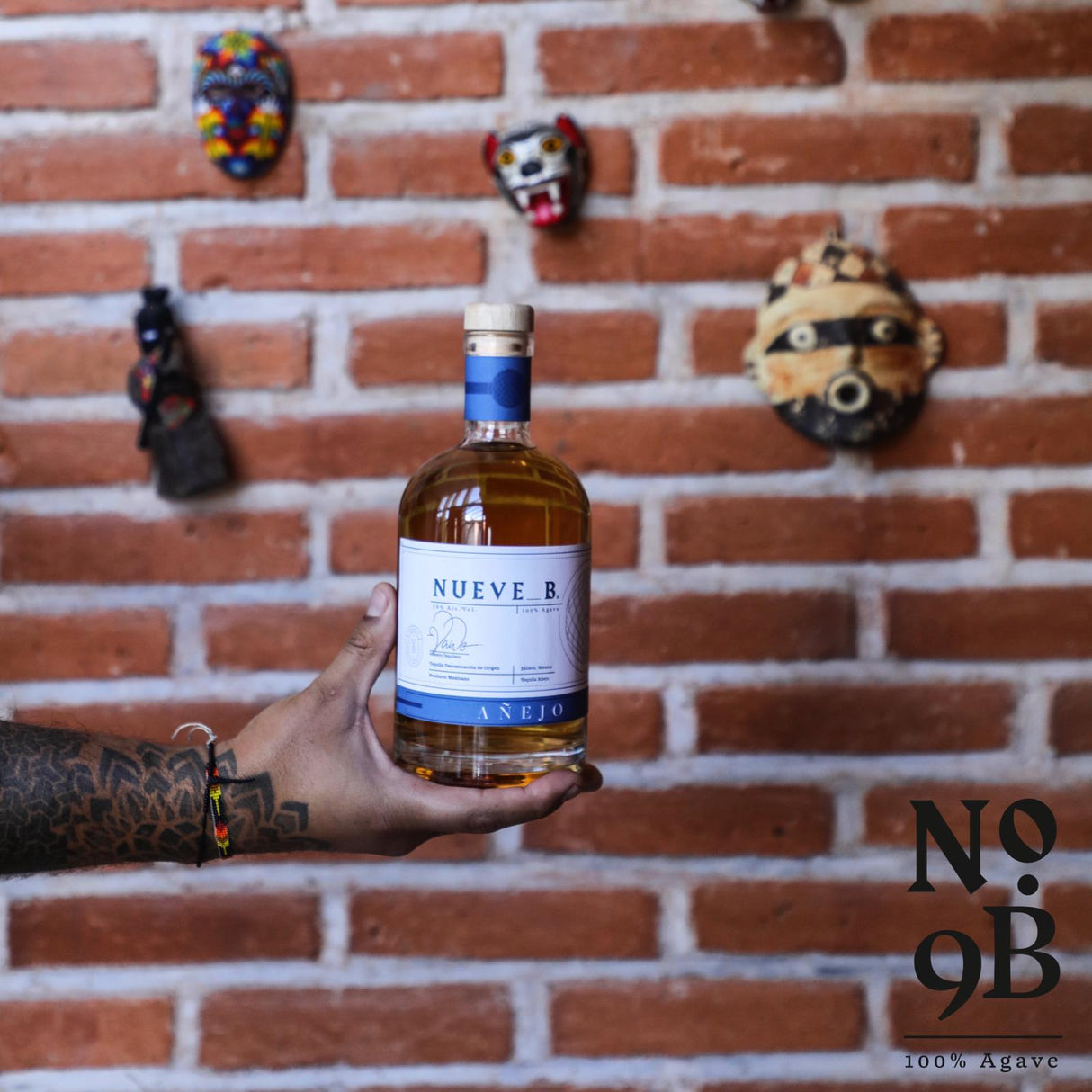 Tequila Añejo 700 ml - NUEVE B