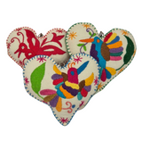 Llavero de Corazon bordado a mano - Bordados de Tenangos