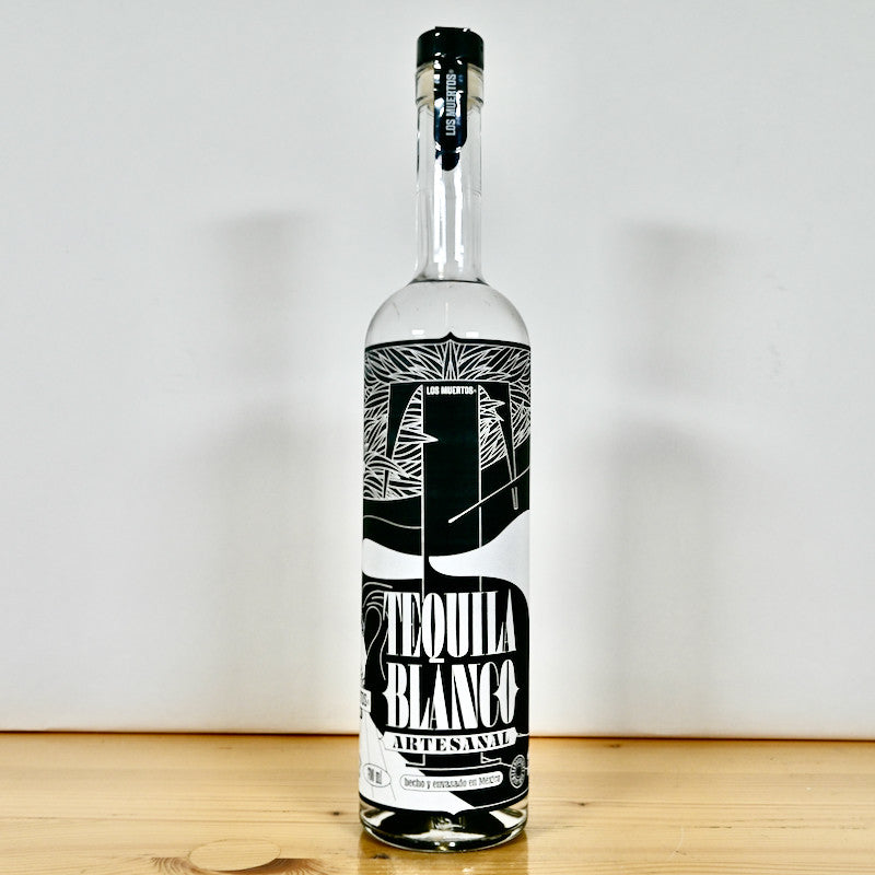 Tequila Blanco Artesanal 700 ml -  LOS MUERTOS
