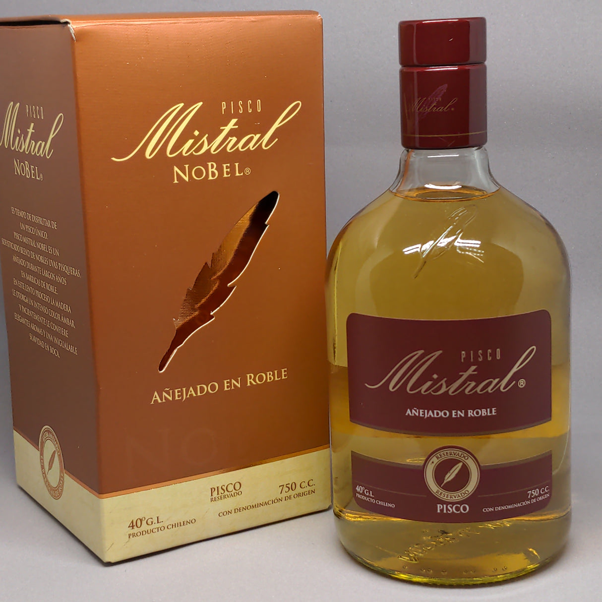 Pisco NOBEL Extra Añejado en Roble RESERVADO 40% vol. 750 ml MISTRAL