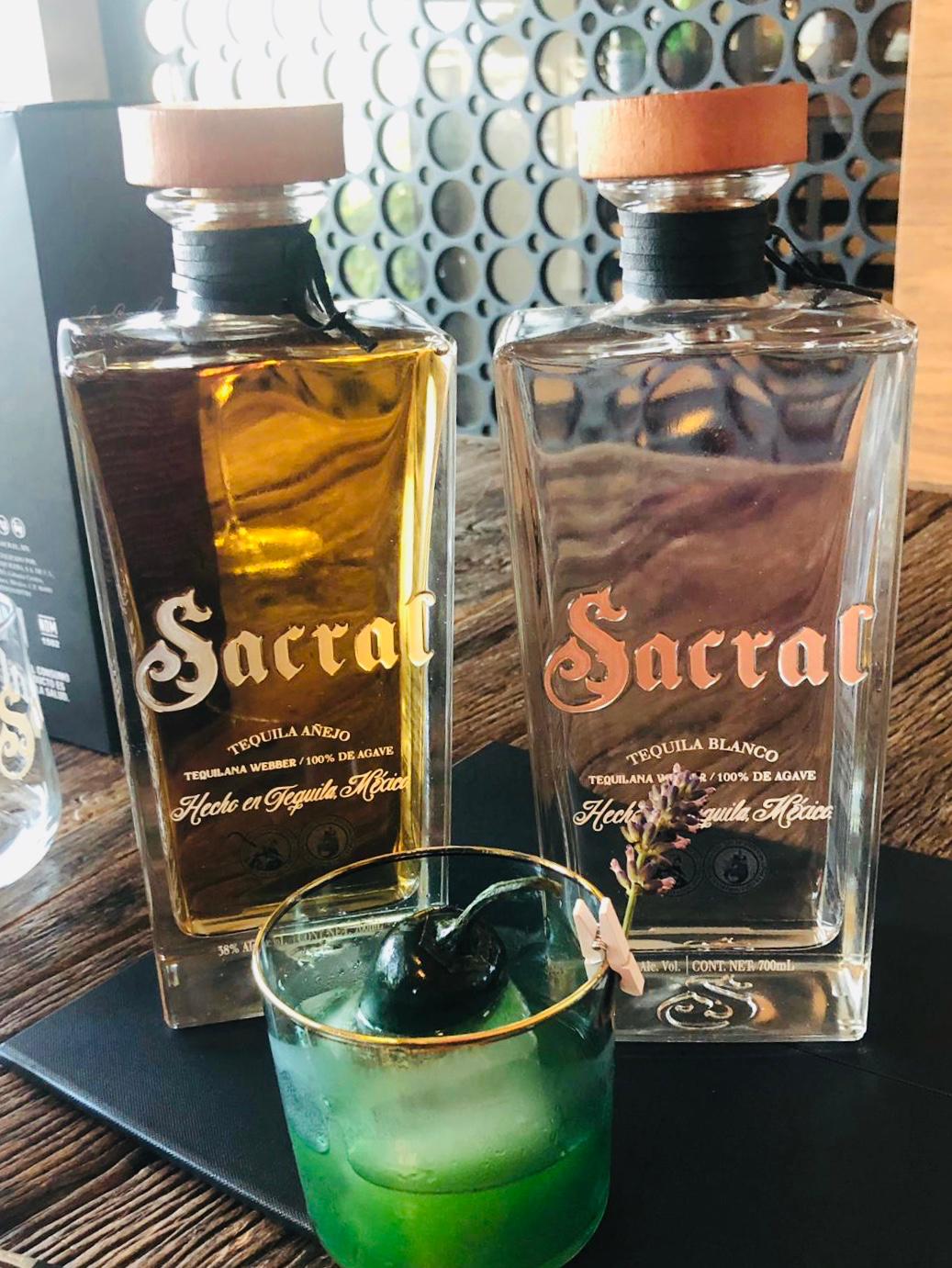 *Tequila Añejo 700 ml SACRAL